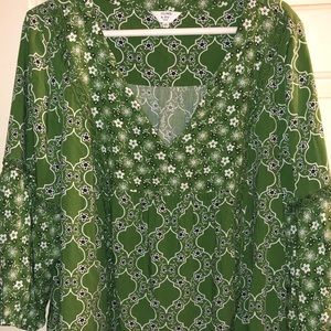 Like new CROWN & IVY top